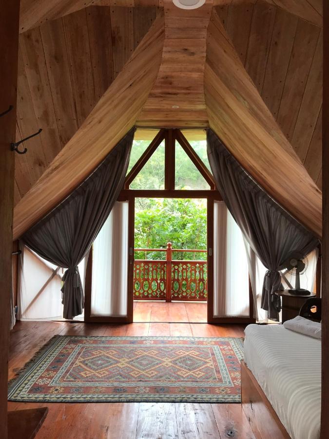Padi Ecolodge Bukittinggi Bagian luar foto